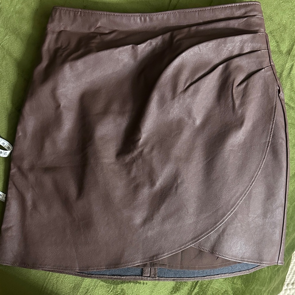 Abercrombie & Fitch Brown Faux Leather Wrap Mini Skirt size XS